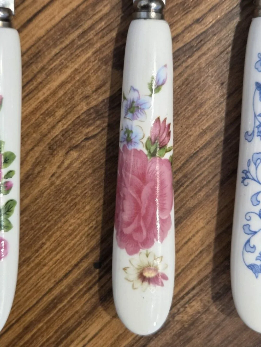 Set of 6 Floral Ceramic Handle Dessert Spoons - 6
